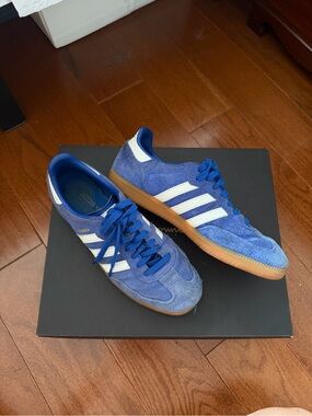 adidas Blue Suede Sneakers with White Stripes and Gum Sole sz 9